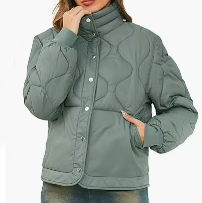 Chaqueta de mujer acolchada verde